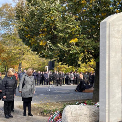 56 os megemlekezes55