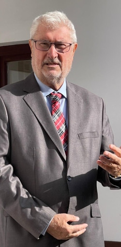 idosek vilagnapja a fenyes hazban2025