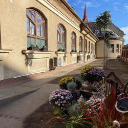 idosek vilagnapja a fenyes hazban2025