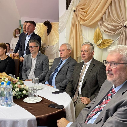 idosek vilagnapja a fenyes hazban2025