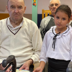 idosek vilagnapja a fenyes hazban2025