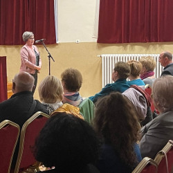 pajtaszinhazi eloadas berettyoujfaluban