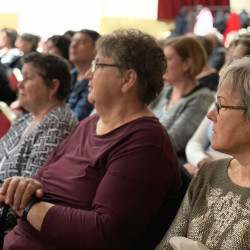 pajtaszinhazi eloadas berettyoujfaluban