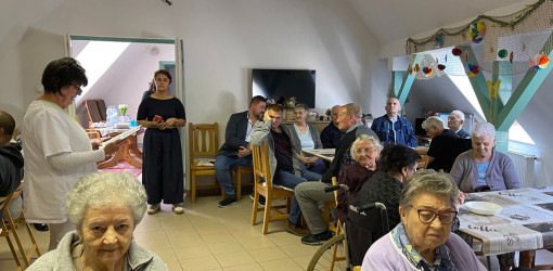 egeszsegnap az idosek otthonaban05