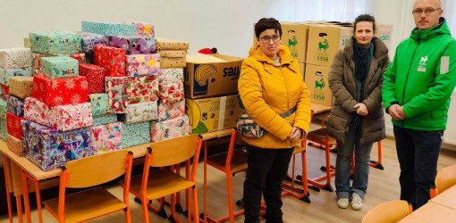 szeretetdoboz beretttyoujfalu30