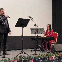 fellobbant a hit langja01