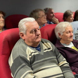 fellobbant a hit langja15