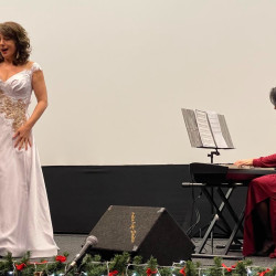 fellobbant a hit langja22