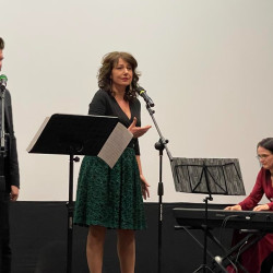 fellobbant a hit langja45