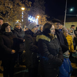 fellobbant a szeretet fenye21