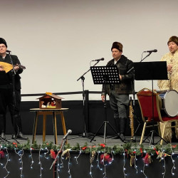 fellobbant az orom langja06