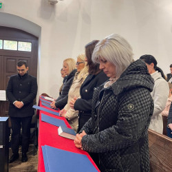 halaado istentisztelet009