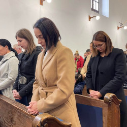 halaado istentisztelet010