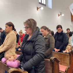 halaado istentisztelet011