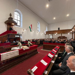 halaado istentisztelet060