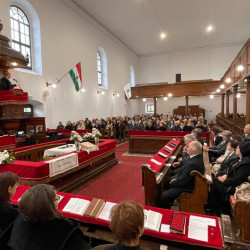 halaado istentisztelet064