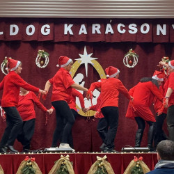 idosek karacsonyi unnepsege61