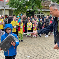 iii. tama varosnapi futas105