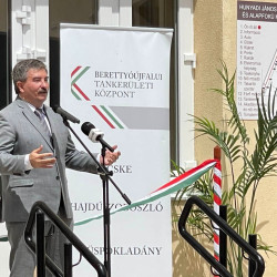 iskolafelujitas mikepercsen54