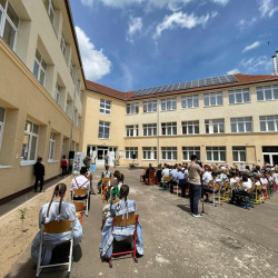 iskolafelujitas mikepercsen57