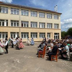 iskolafelujitas mikepercsen86