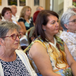 kiallitasmegnyito es kenyerszenteles20