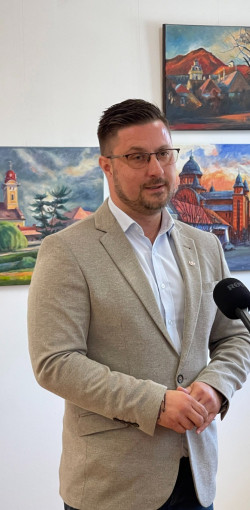 kiallitasmegnyito es kenyerszenteles25