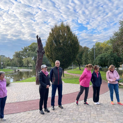 rozsaszin seta a mellrak ellen01