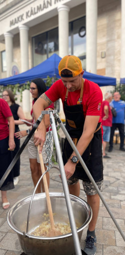 tajak hazak izek 2025