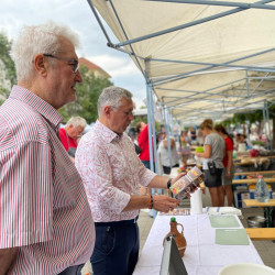 tajak hazak izek 2025