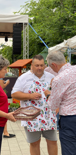 tajak hazak izek 2025