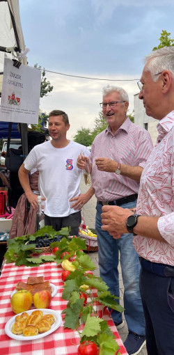 tajak hazak izek 2025