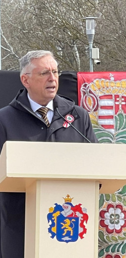 tied vagyok tied hazam61