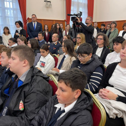 tisztelet a batraknak12