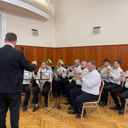 tisztelet a batraknak36