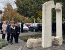 tisztelet a batraknak54