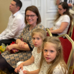 unnepi testuleti ules