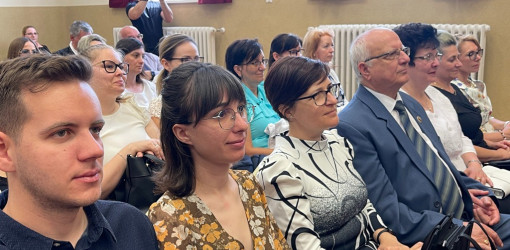 unnepi testuleti ules