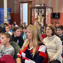 kabos endre emleknap10