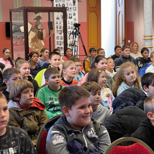 kabos endre emleknap14