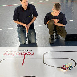 yettel prosuli robotika28